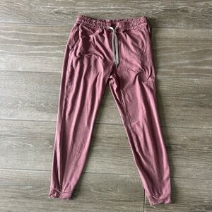 Women’s rose Vuori Pink Jogger Pants